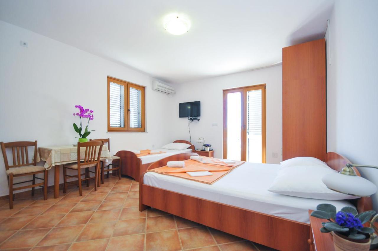 Tilia Apartments Budva Eksteriør bilde