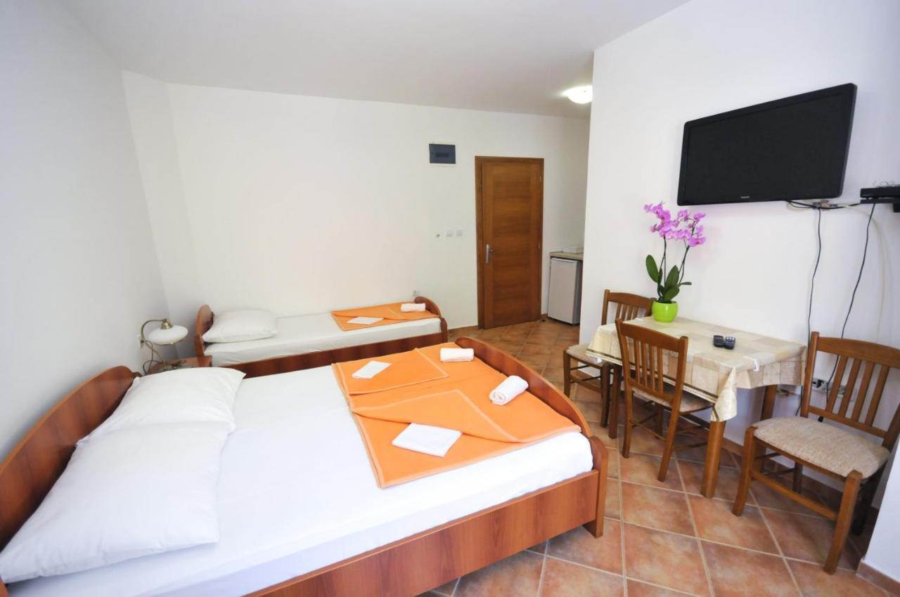 Tilia Apartments Budva Eksteriør bilde
