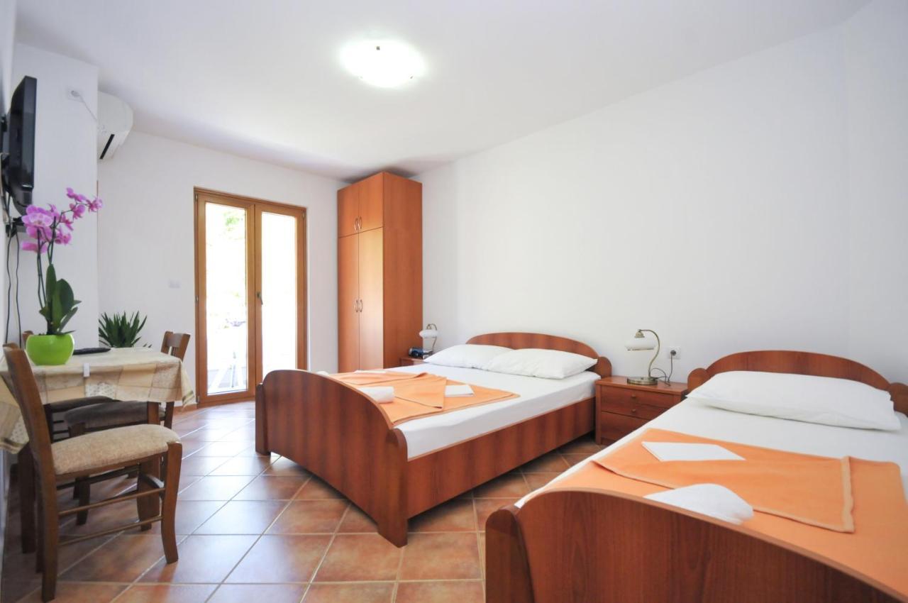 Tilia Apartments Budva Eksteriør bilde